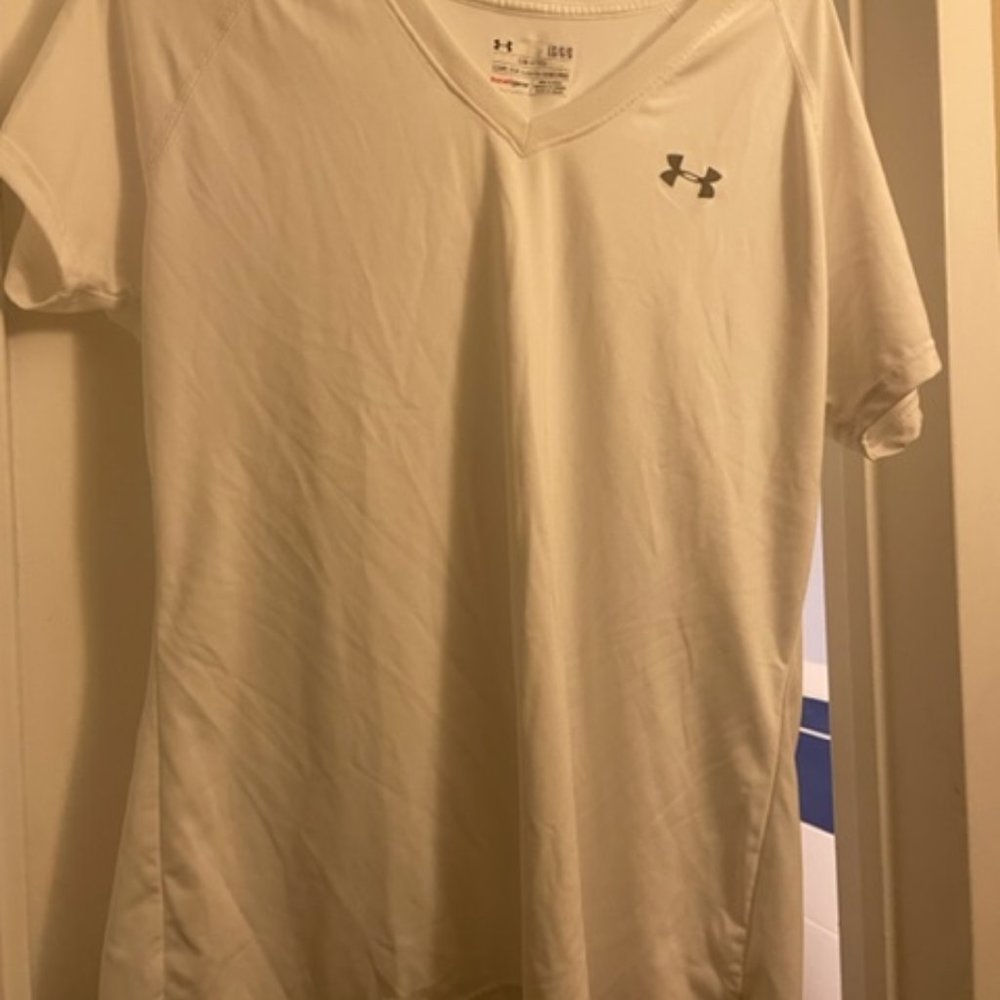 Under Armour Women's V-Neck SS Shirt, white, large